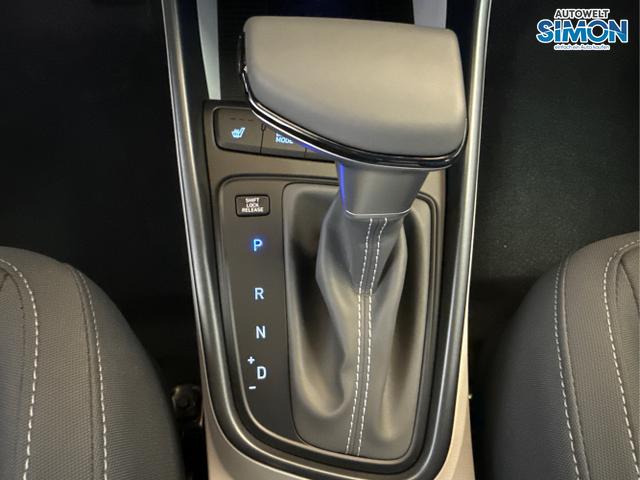 Hyundai / BAYON / Blau /  /  / DCT ACC SmartSense PLUS NAVI SHZ RFK PDC KLIMAAUTOMATIK