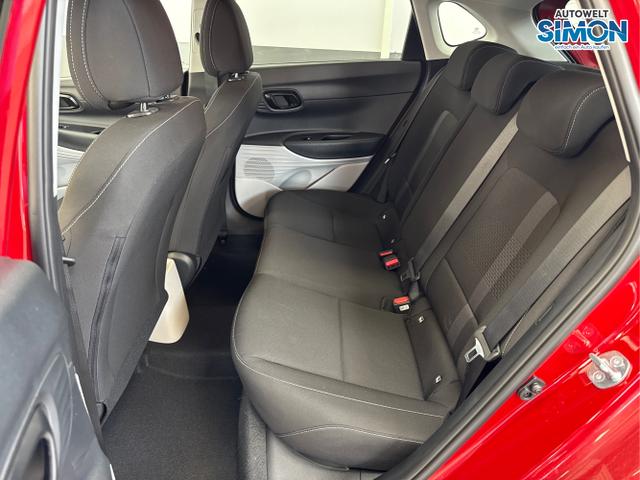 Hyundai / i20 / Rot /  /  / DCT WP KLIMAAUTOMATIK NAVI RFK TEMPOMAT