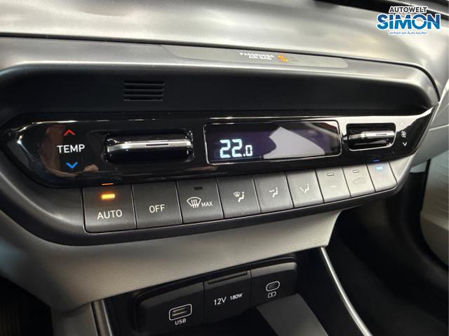 Hyundai / i20 / Rot /  /  / DCT WP KLIMAAUTOMATIK NAVI RFK TEMPOMAT