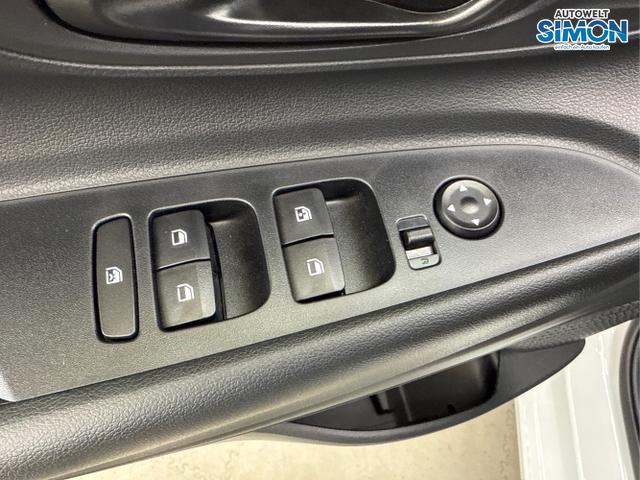 Hyundai / i20 / Weiß /  /  / DCT WP KLIMAAUTOMATIK NAVI RFK TEMPOMAT