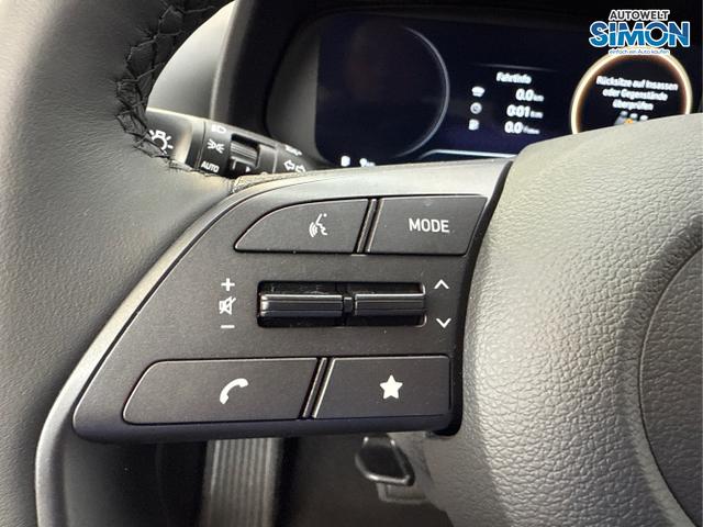 Hyundai / i20 / Weiß /  /  / DCT WP KLIMAAUTOMATIK NAVI RFK TEMPOMAT
