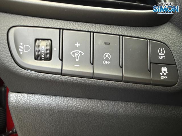 Hyundai / i30 / Rot /  /  / EDITION NAVI SHZ KLIMAAUTOMATIK RFK LED PDC v+h