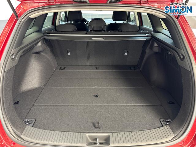 Hyundai / i30 / Rot /  /  / EDITION NAVI SHZ KLIMAAUTOMATIK RFK LED PDC v+h