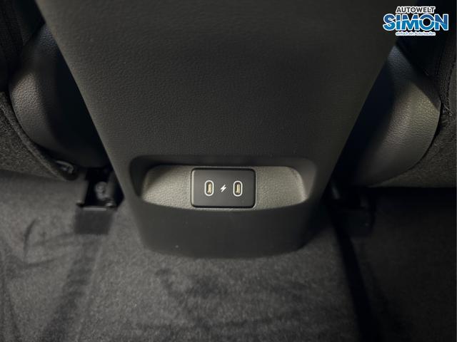 Hyundai / i30 / Rot /  /  / EDITION NAVI SHZ KLIMAAUTOMATIK RFK LED PDC v+h