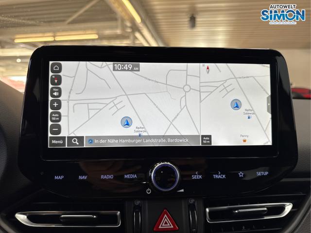 Hyundai / i30 / Grün /  /  / EDITION NAVI SHZ KLIMAAUTOMATIK RFK LED PDC v+h