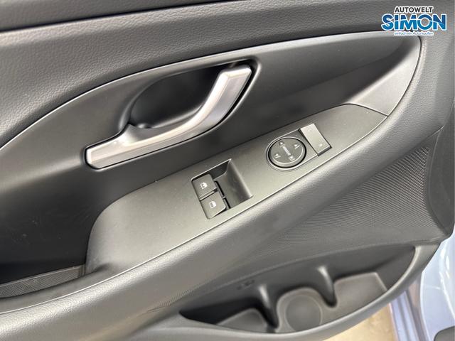 Hyundai / i30 /  /  /  / 