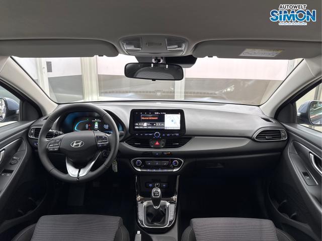 Hyundai / i30 /  /  /  / 