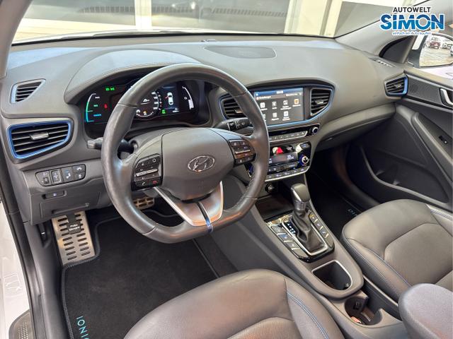 Hyundai / IONIQ /  /  /  / 