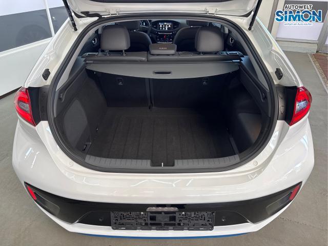 Hyundai / IONIQ /  /  /  / 