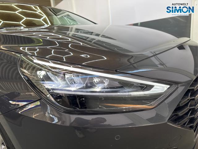 Hyundai / i30 /  /  /  / 