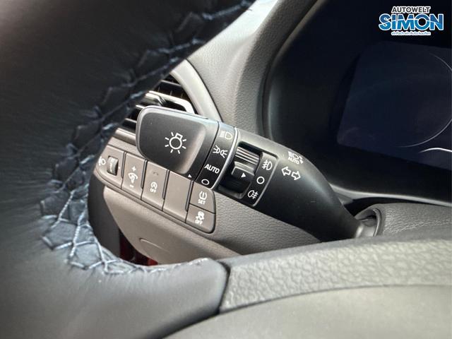 Hyundai i30 Kombi STYLE EDITION NAVI SHZ KLIMAAUTOMATIK RFK LED PDC v+h 