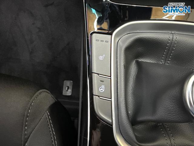 Hyundai i30 Kombi STYLE EDITION NAVI SHZ KLIMAAUTOMATIK RFK LED PDC v+h 