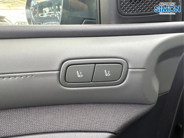 Hyundai / TUCSON /  /  /  / 