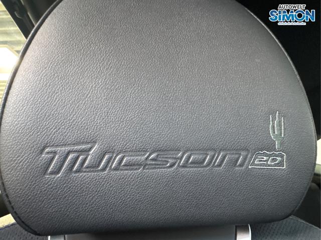 Hyundai / TUCSON /  /  /  / 