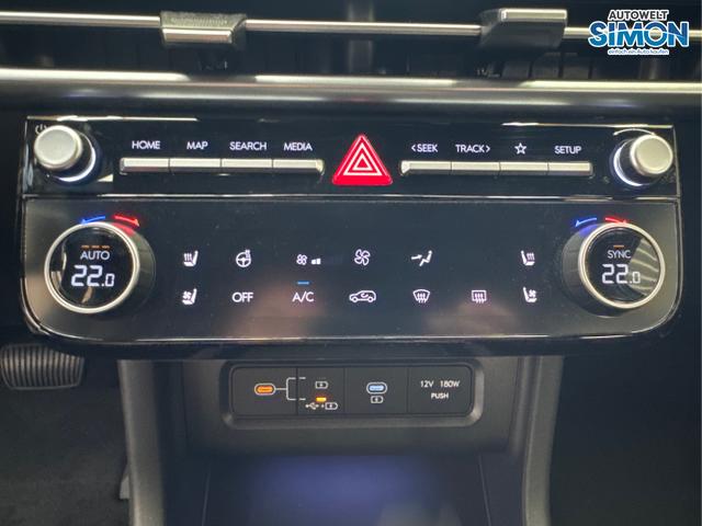 Hyundai / TUCSON /  /  /  / 