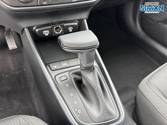 Hyundai / BAYON / Weiß /  /  / 