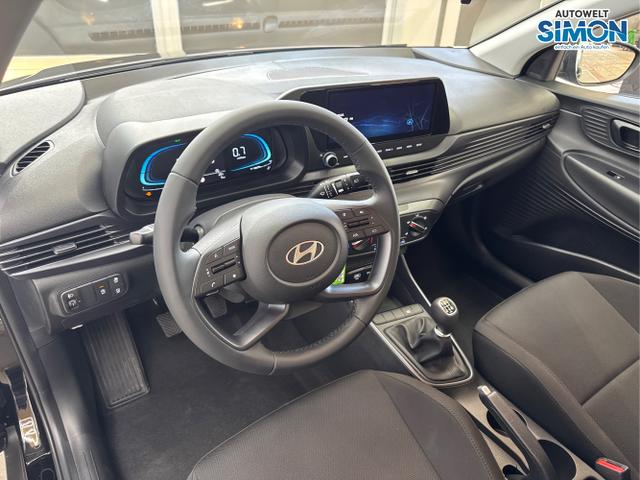 Hyundai / BAYON /  /  /  / 