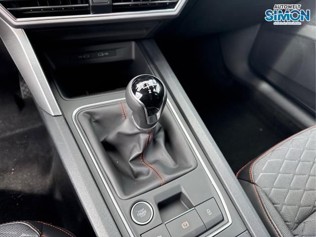 Seat / Leon / Weiß /  /  / 