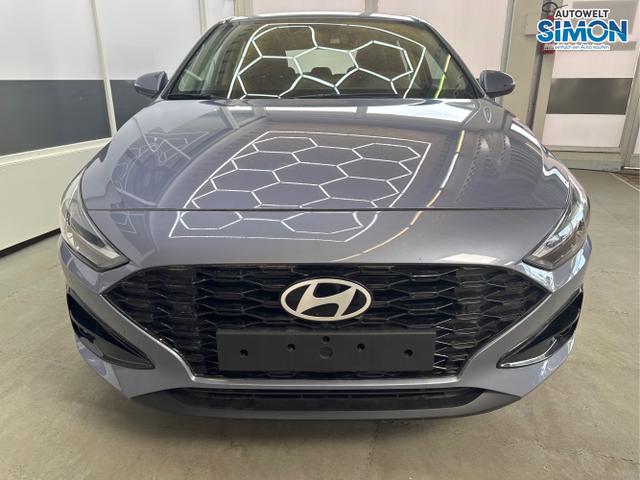Hyundai / i30 /  /  /  / 