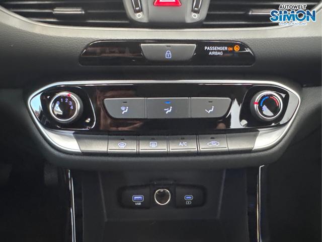 Hyundai / i30 /  /  /  / 
