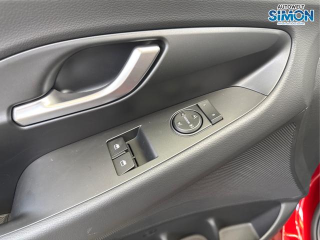 Hyundai / i30 /  /  /  / 