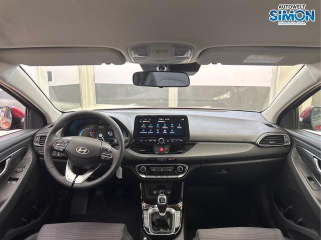 Hyundai / i30 /  /  /  / 