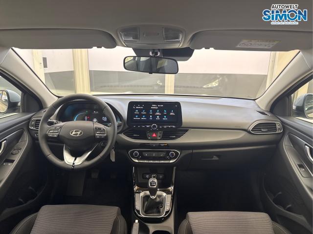 Hyundai / i30 /  /  /  / 