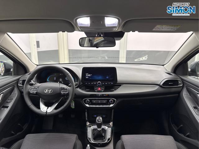 Hyundai / i30 /  /  /  / 