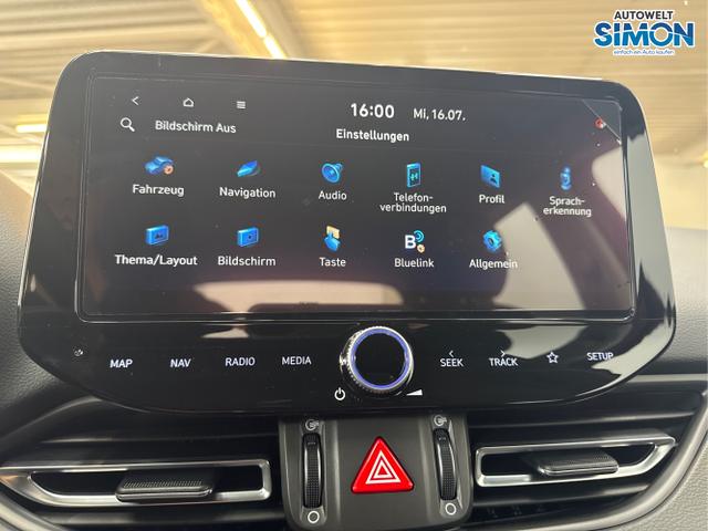 Hyundai / i30 /  /  /  / 