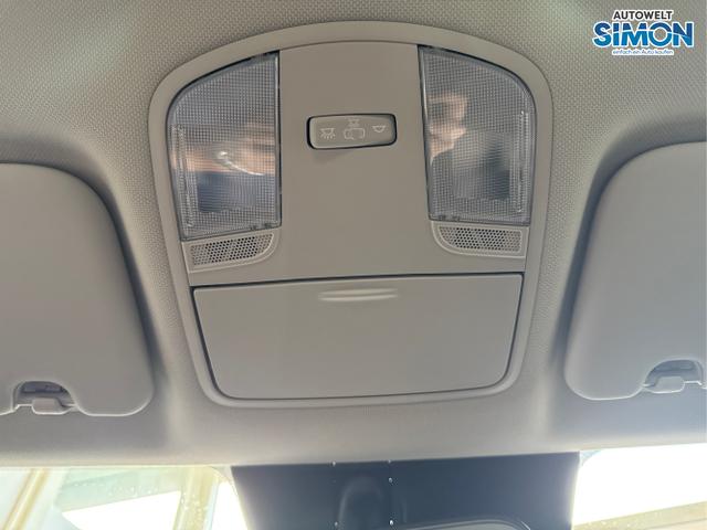 Hyundai / i30 / Rot /  /  / NAVI LED RFK PDC