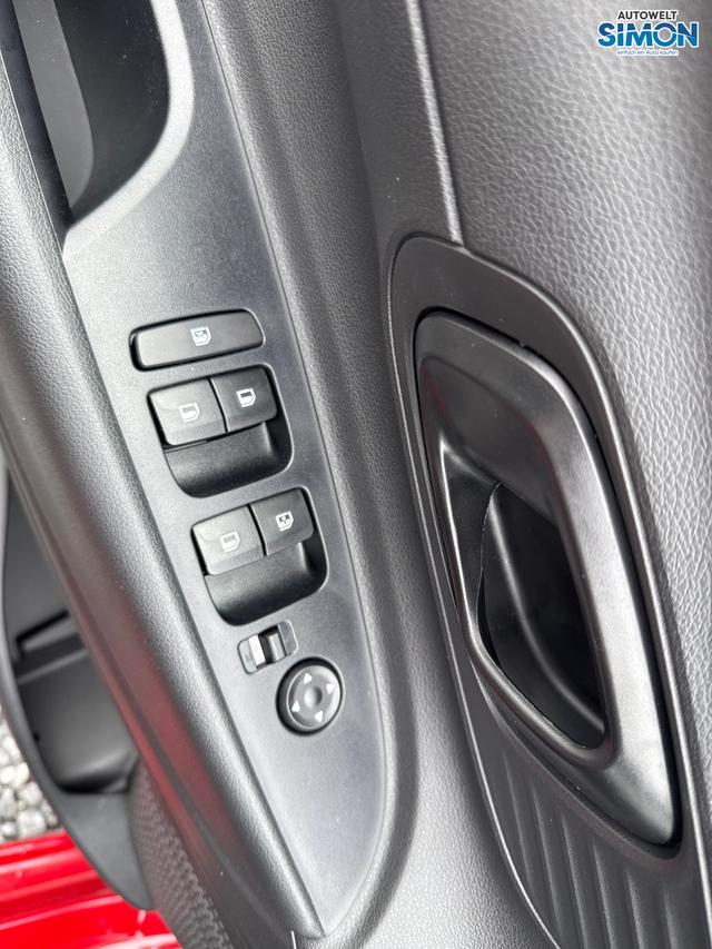 Hyundai / i20 / Rot /  /  / DCT WP KLIMAAUTOMATIK NAVI RFK TEMPOMAT