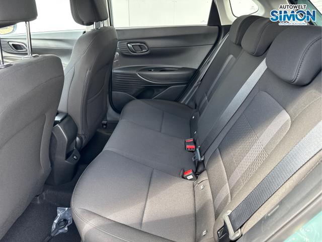 Hyundai / i20 / Grün /  /  / NAVI SHZ LED ALU RFK SHZ KLIMAAUTOMATIK 