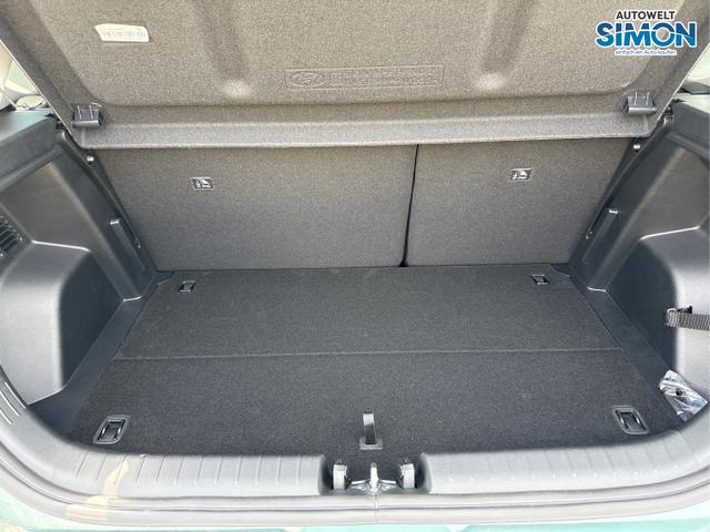 Hyundai / i20 / Grün /  /  / NAVI SHZ LED ALU RFK SHZ KLIMAAUTOMATIK 