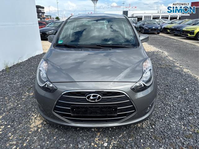 Hyundai / ix20 / Grau /  /  / 