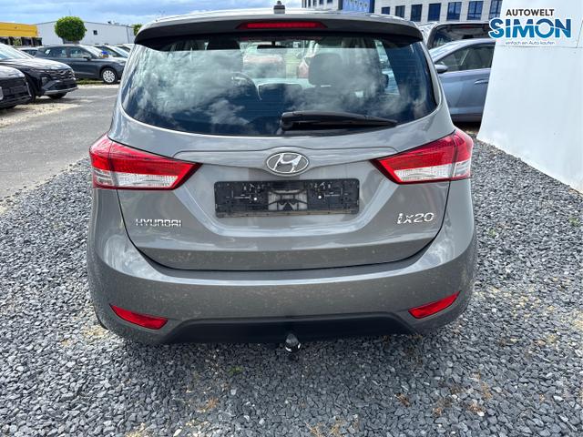 Hyundai / ix20 / Grau /  /  / 