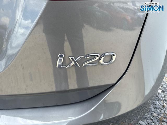 Hyundai / ix20 / Grau /  /  / 