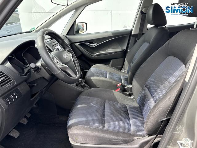 Hyundai / ix20 / Grau /  /  / 