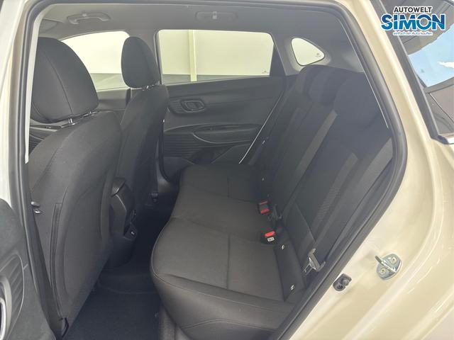 Hyundai i20 STYLE FL NAVI SHZ LED ALU RFK KLIMAAUTOMATIK 