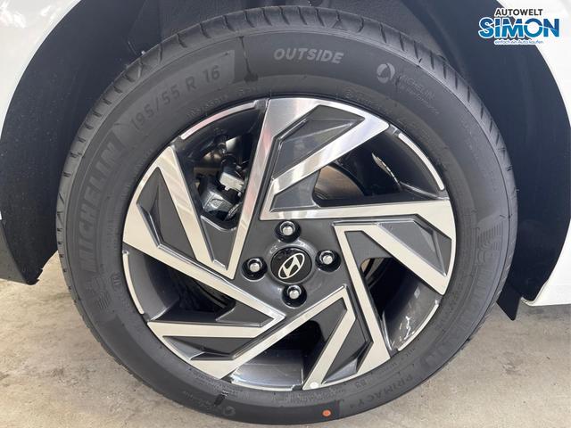 Hyundai i20 STYLE FL NAVI SHZ LED ALU RFK KLIMAAUTOMATIK 