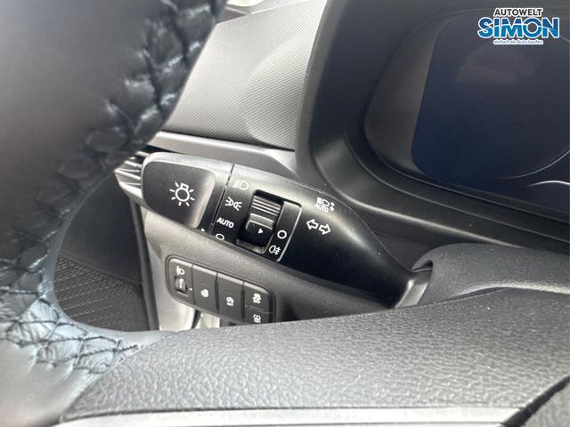 Hyundai i20 STYLE FL NAVI SHZ LED ALU RFK KLIMAAUTOMATIK 