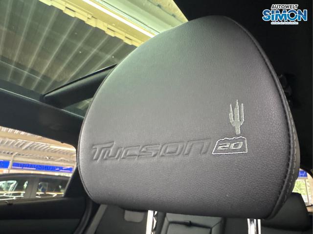 Hyundai / TUCSON /  /  /  / 