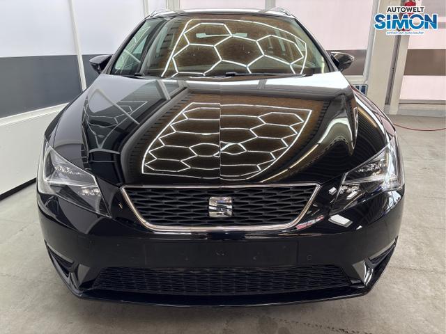 Seat / Leon / Schwarz /  /  / NAVI SHZ LED 