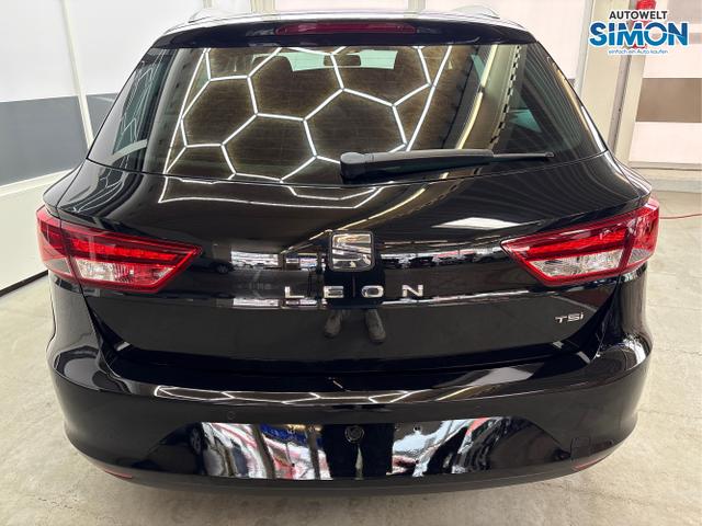 Seat / Leon / Schwarz /  /  / NAVI SHZ LED 