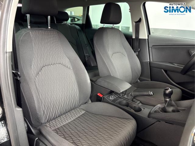 Seat / Leon / Schwarz /  /  / NAVI SHZ LED 