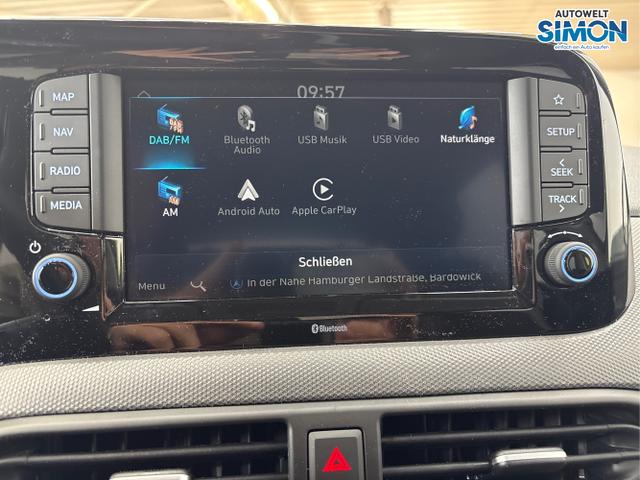 Hyundai / i10 / Grün /  /  / AUT NAVI SHZ TEMPOMAT 