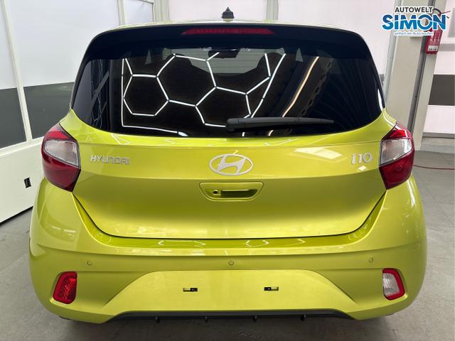 Hyundai / i10 / Grün /  /  / AUT NAVI SHZ TEMPOMAT 