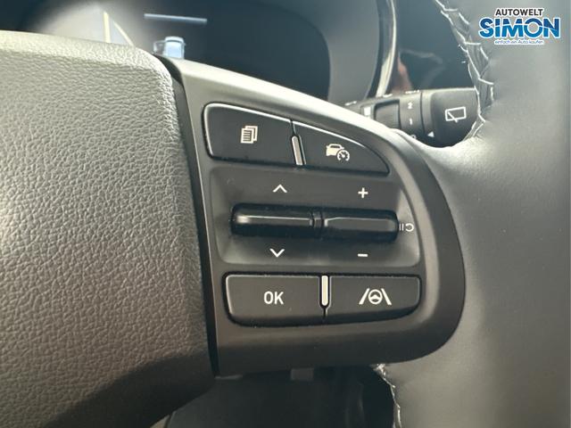 Hyundai / i10 / Grün /  /  / AUT NAVI SHZ TEMPOMAT 