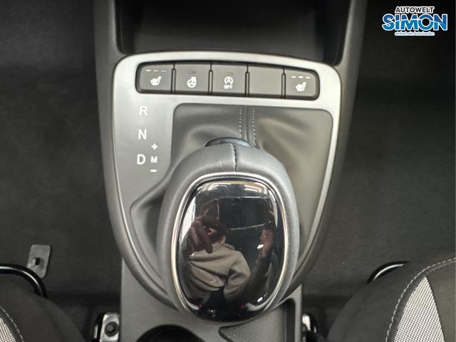 Hyundai / i10 / Grün /  /  / AUT NAVI SHZ TEMPOMAT 