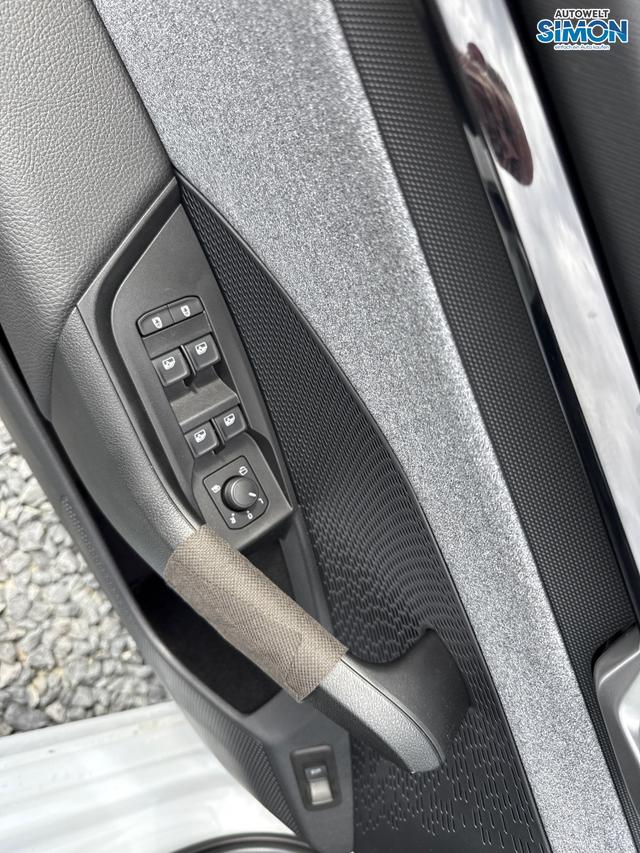 Skoda / Octavia / Weiß /  /  / 