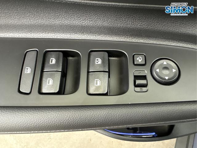 Hyundai / BAYON / Blau /  /  / DCT ACC SmartSense PLUS NAVI SHZ RFK PDC KLIMAAUTOMATIK